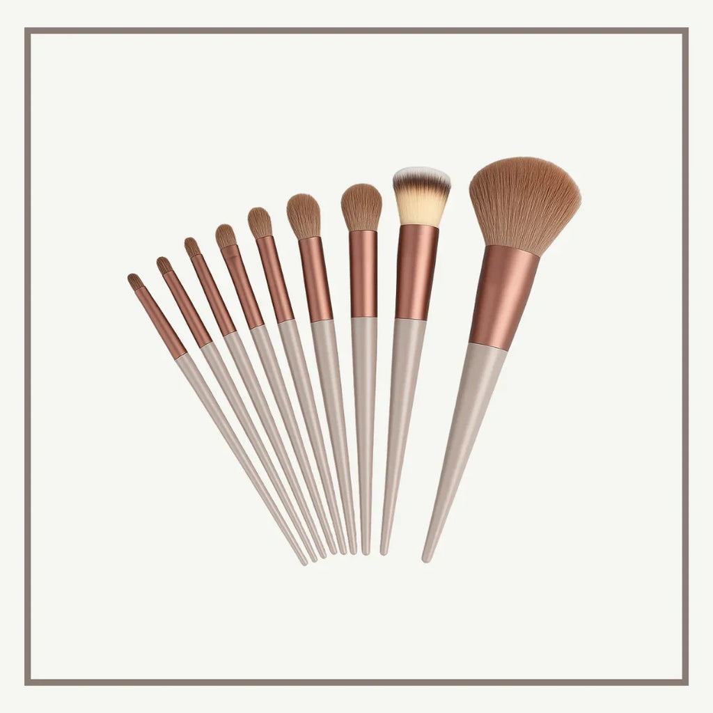 【ほぼ未使用】メイクブラシセット付♡プロのメイクセット BRUSHIQUE™ プロ仕様メイクブラシセット – Seraphora